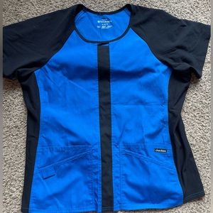 Black and blue women’s scrub top. Size XL. Cherokee
